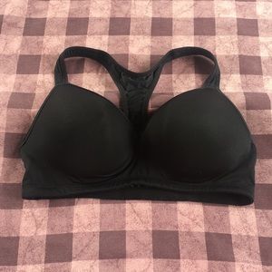 Black sport bra